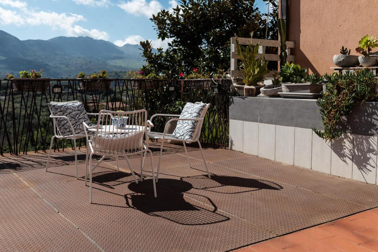 Bnb Casa Rossa Monreale Exterior photo