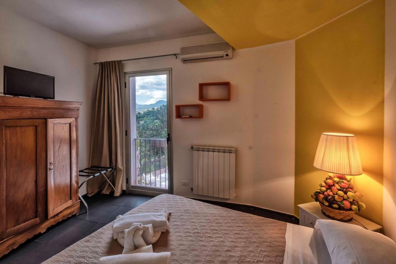 Bnb Casa Rossa Monreale Exterior photo