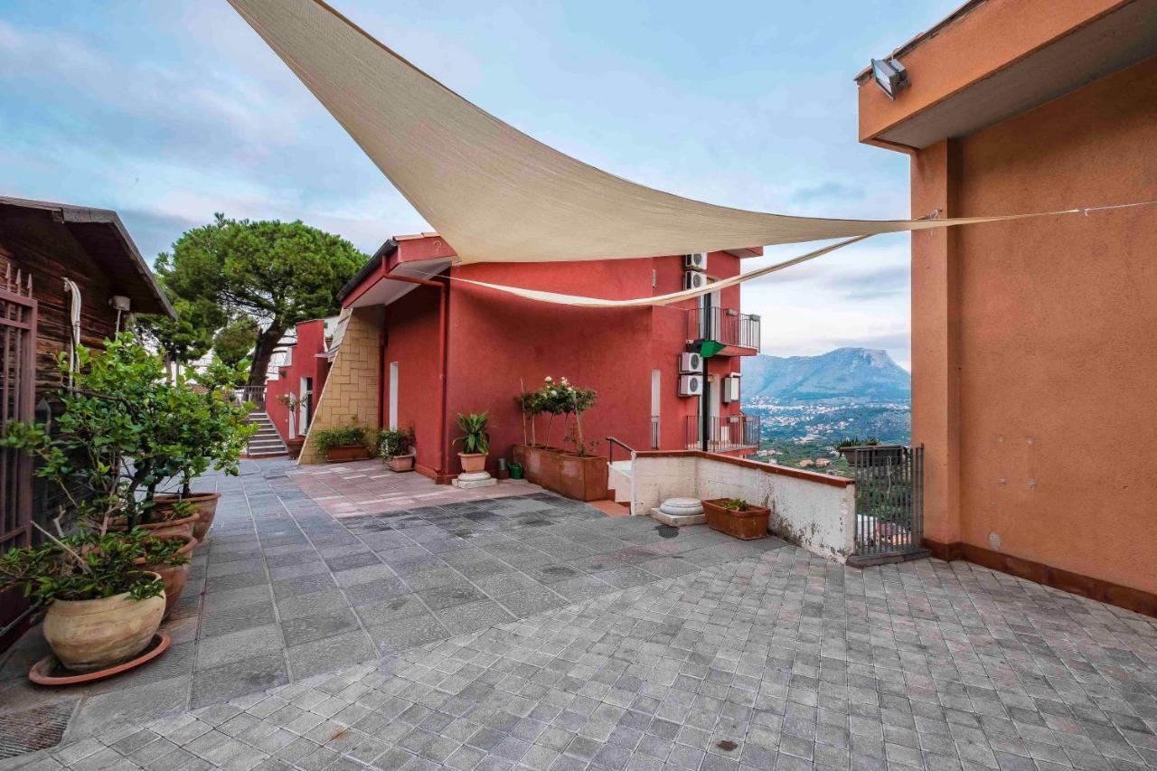 Bnb Casa Rossa Monreale Exterior photo